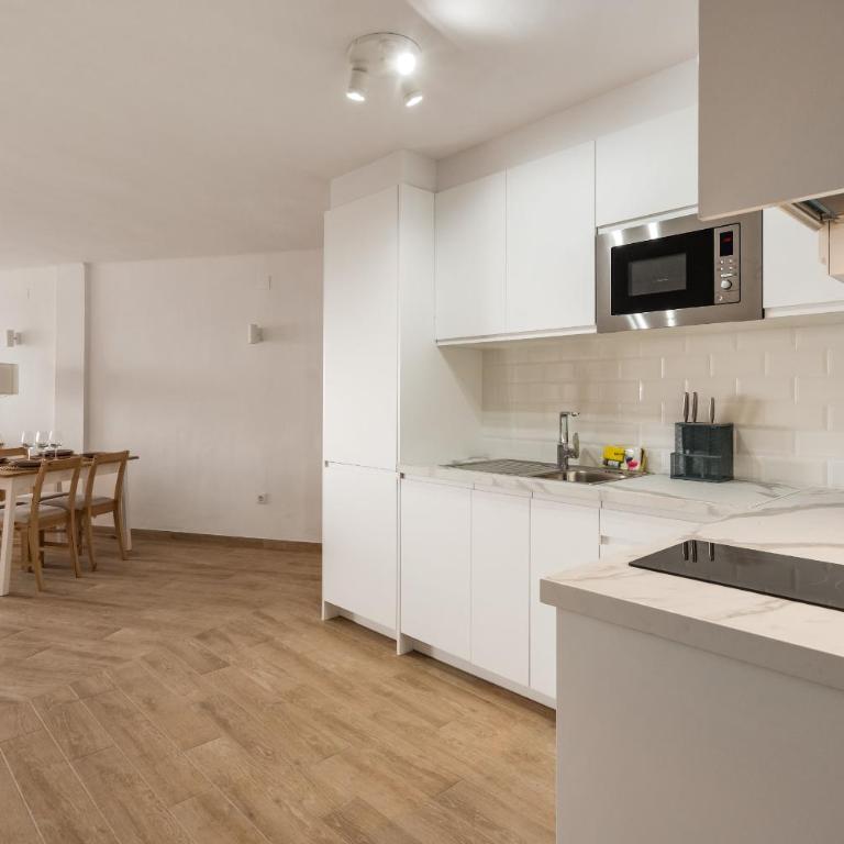 WELCS DUPLEX 343 EMP frente al mar - Apartamento con vistas al mar - 14