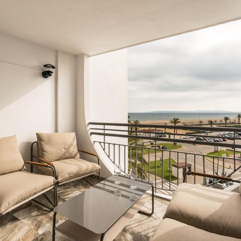 WELCS DUPLEX 343 EMP frente al mar - Apartamento con vistas al mar - 18