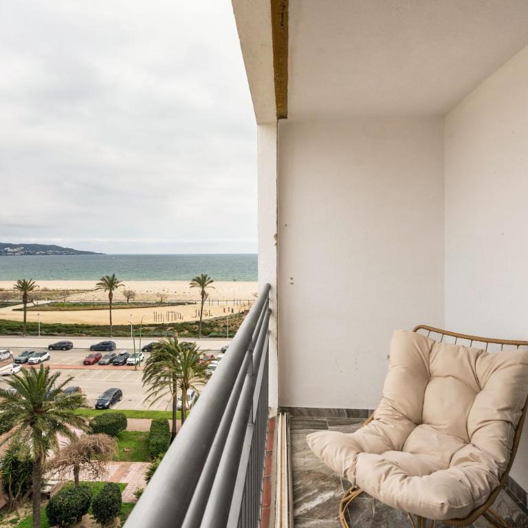 WELCS DUPLEX 343 EMP frente al mar - Apartamento con vistas al mar - 27
