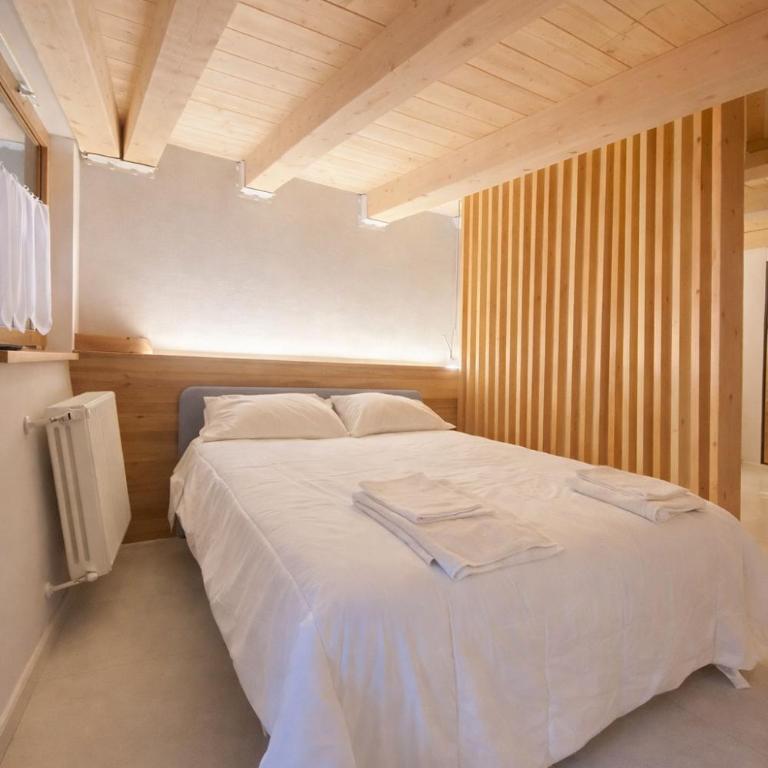 Boutique Alpine Studio by SupaStays - One-Bedroom Apartment - 1