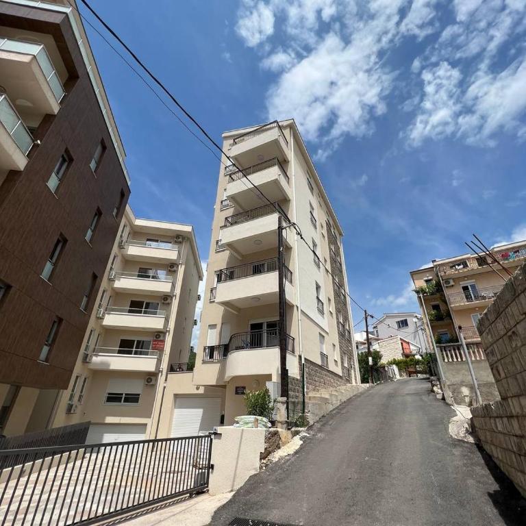 Nest 2 - One-Bedroom Apartment - 4