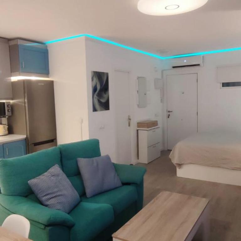 Encantador Estudio con Piscina - Torremolinos - Apartamento de 1 dormitorio - 13