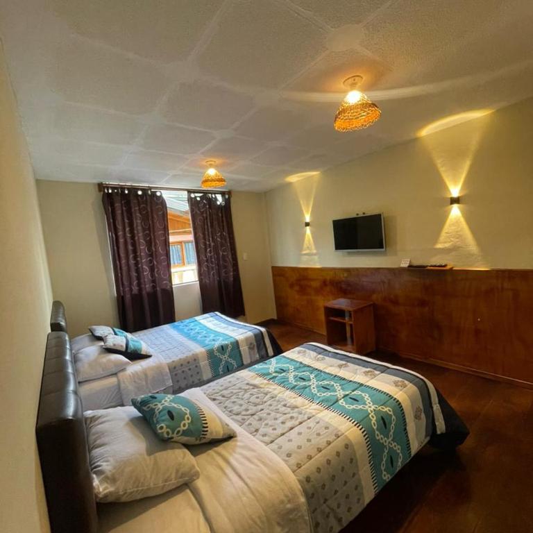 Golden Bird, Mindo - Triple Room with Private Bathroom - 2