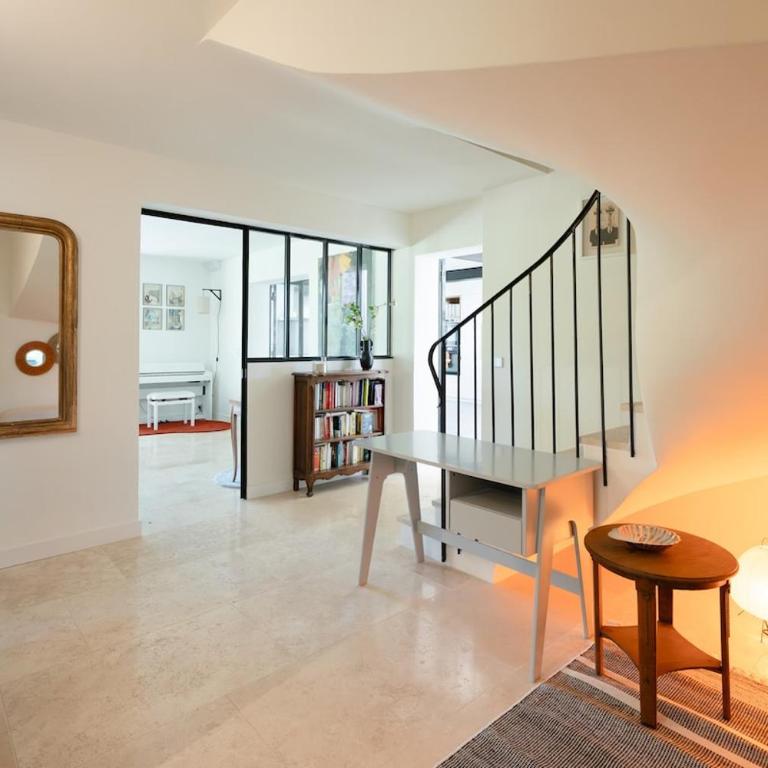 Stunning Villa with Pool near Aix-en-Provence - Villa - 5