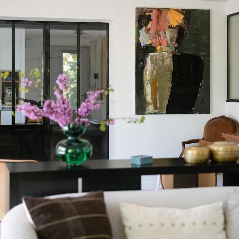Stunning Villa with Pool near Aix-en-Provence - Villa - 65
