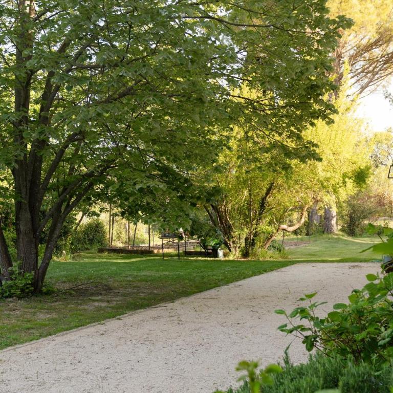 Stunning Villa with Pool near Aix-en-Provence - Villa - 94