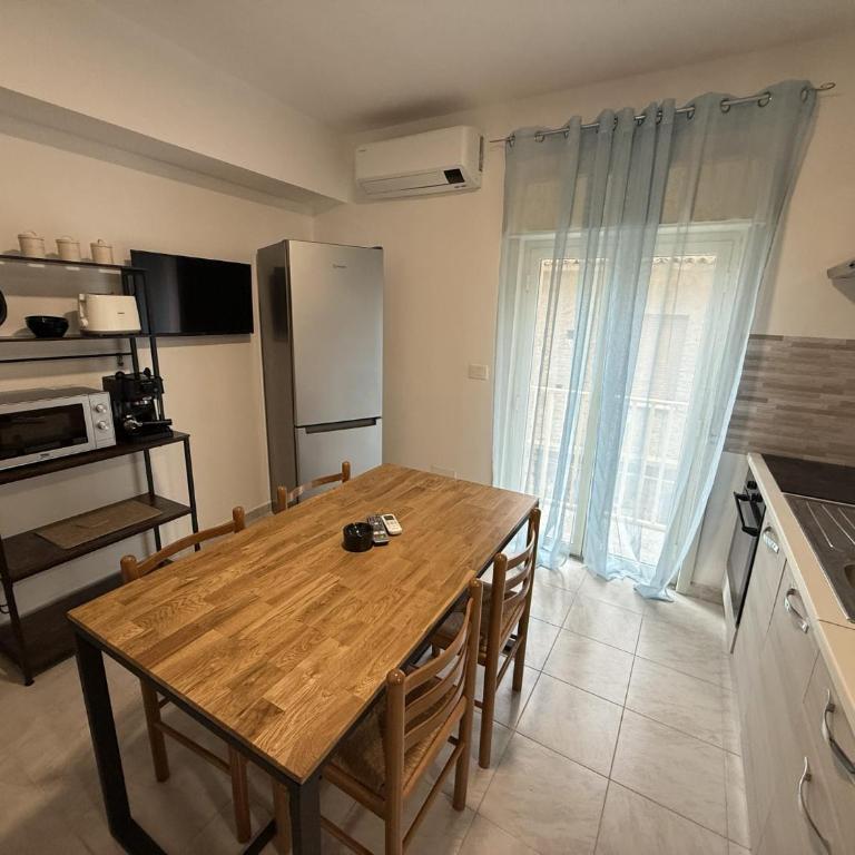 FAMILY HOUSE Letojanni Taormina - Appartamento con 2 Camere da Letto e con Vista - 10
