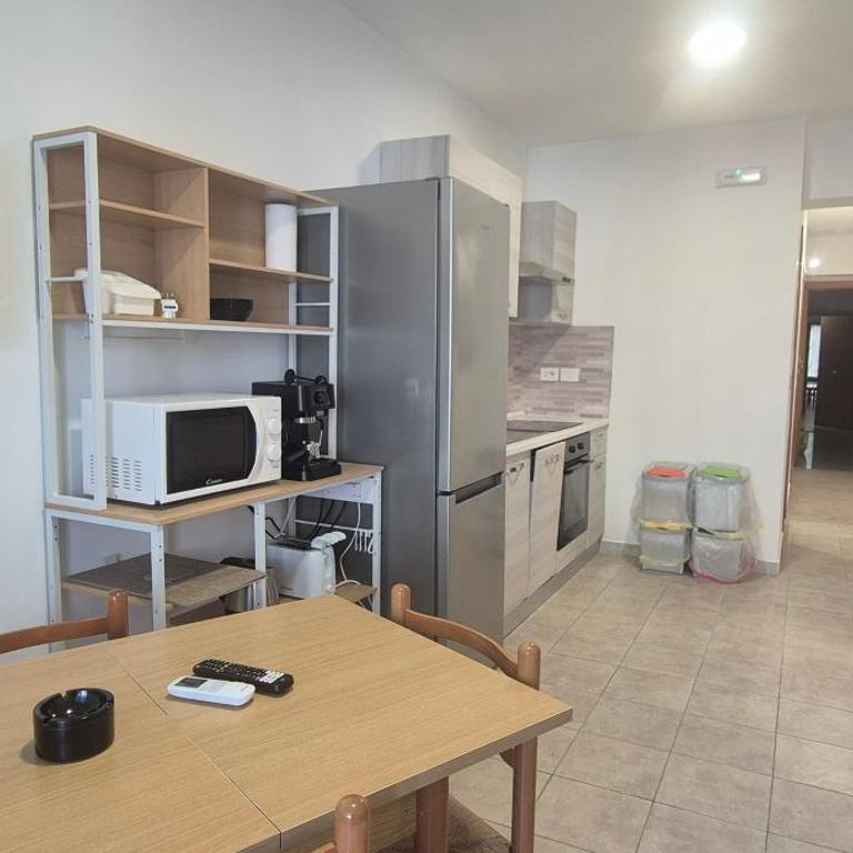 FAMILY HOUSE Letojanni Taormina - Appartamento con 2 Camere da Letto e Balcone - 7