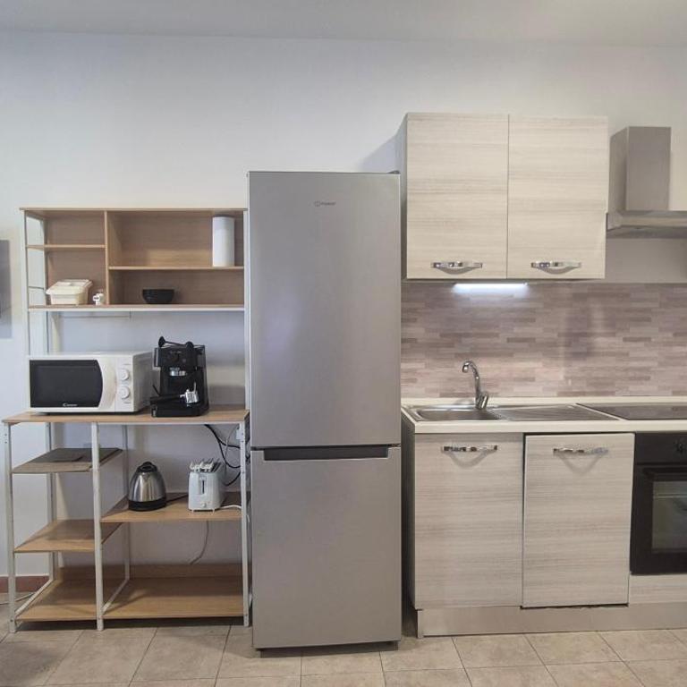 FAMILY HOUSE Letojanni Taormina - Appartamento con 2 Camere da Letto e Balcone - 6
