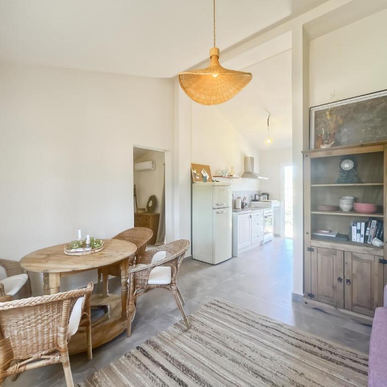 Hacienda Gallego - One-Bedroom House - 15