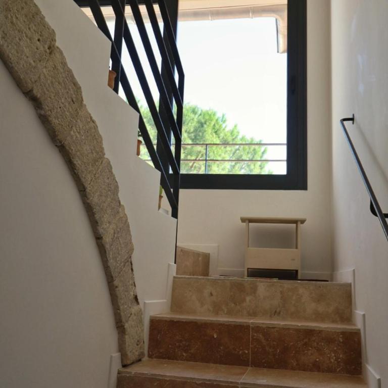 Uzès Grande Bourgade Sunny-Terrace climatisation - Appartement 2 Chambres - 12