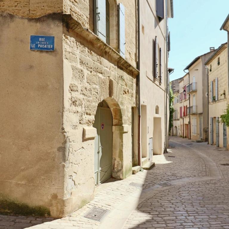Uzès Grande Bourgade Sunny-Terrace climatisation - Appartement 2 Chambres - 44