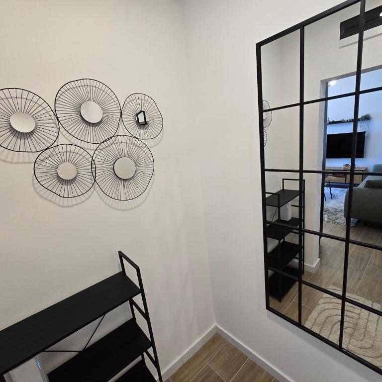 Apartmani Nikolić "Na pjeni od mora" - One-Bedroom Apartment with Sea View and Terrace - 9