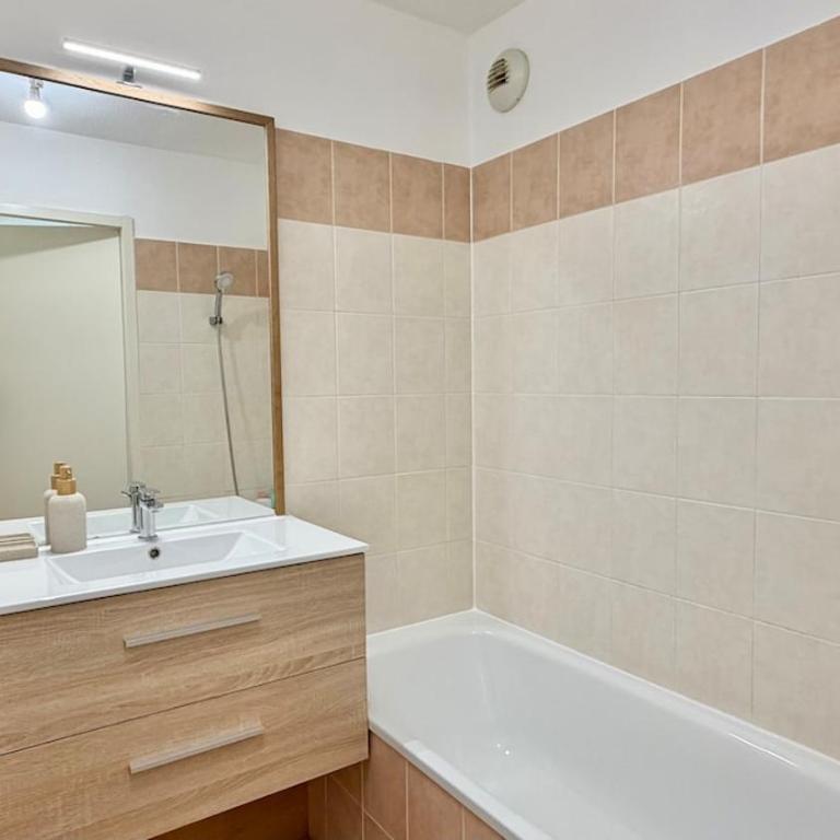 T3 Bonneville Terrasse Parking - Appartement 2 Chambres - 13