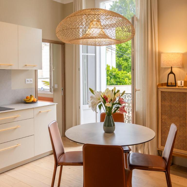 LE WINDSOR douceur de la Riviera avec petit balcon au cœur de Cannes - Appartement 2 Chambres - 13