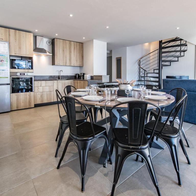 Triplex Neuf Proche Pistes Balcon & Vue - Appartement - 5