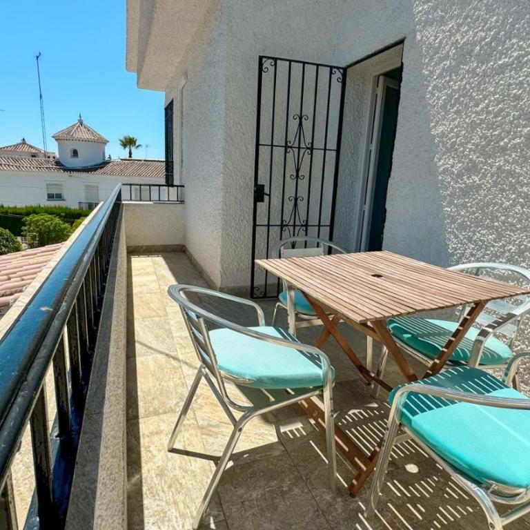 Rodríguez Acosta, 22 - Casa de 4 dormitorios - 22