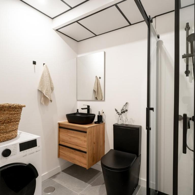 Spacest - Calle de la Santísima Trinidad A - Apartment - 23
