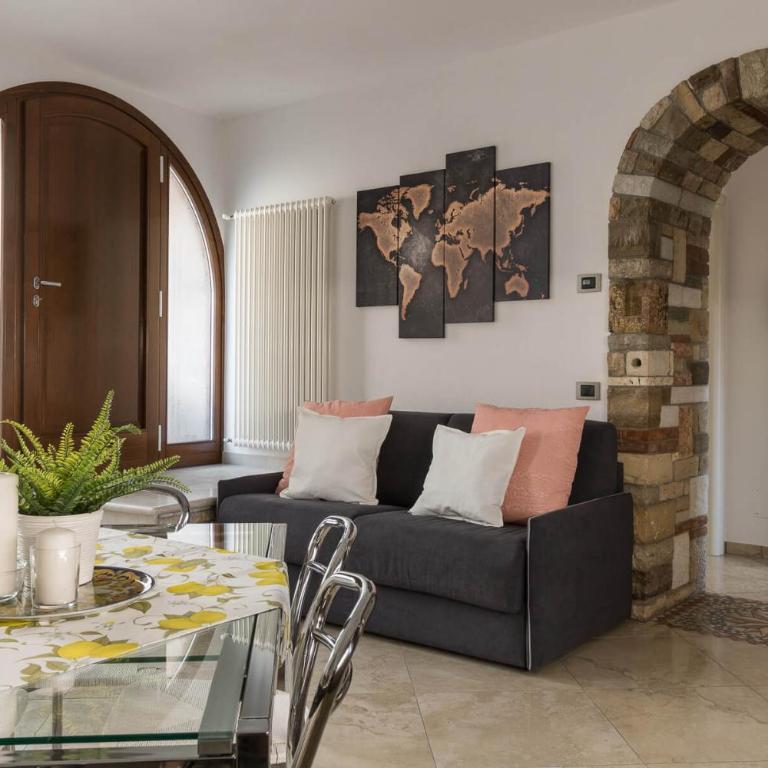Albergo Diffuso Borgo Piovere, Noemi, 3-room Apartmen historic center - Appartamento con 2 Camere da Letto e Balcone - 24