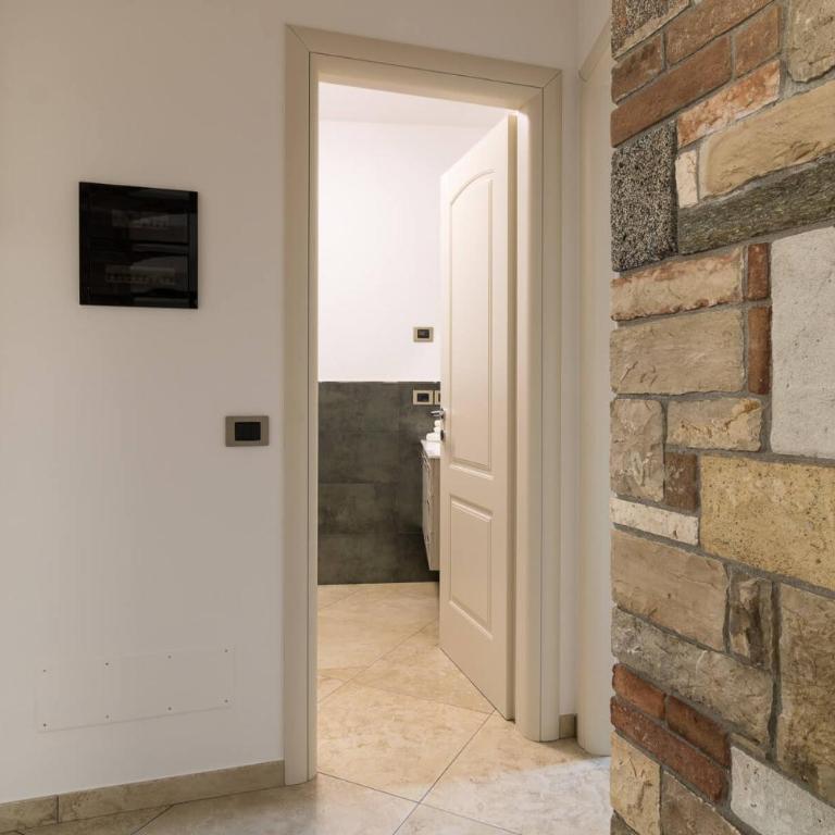 Albergo Diffuso Borgo Piovere, Noemi, 3-room Apartmen historic center - Appartamento con 2 Camere da Letto e Balcone - 26