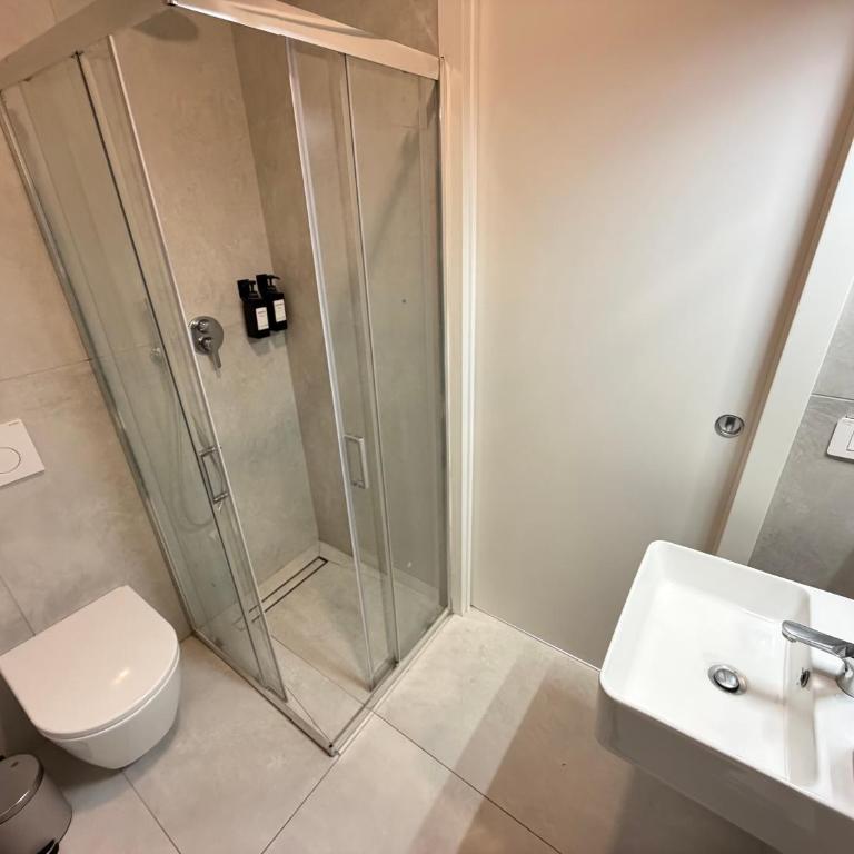 Milano Bicocca M5 - 5 Suites & Parking - One-Bedroom Deluxe Apartment - 21