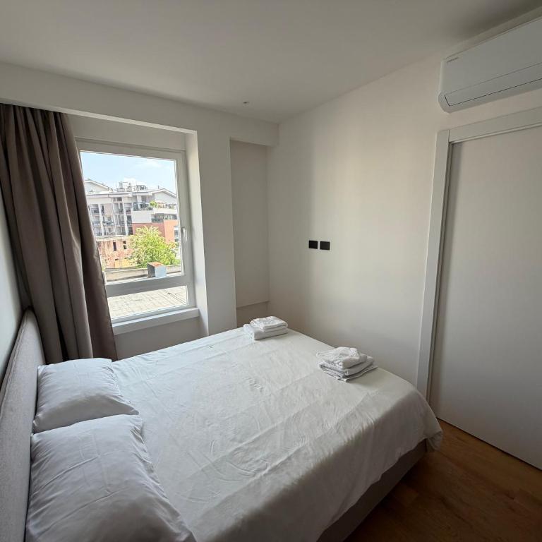 Milano Bicocca M5 - 5 Suites & Parking - One-Bedroom Deluxe Apartment - 7