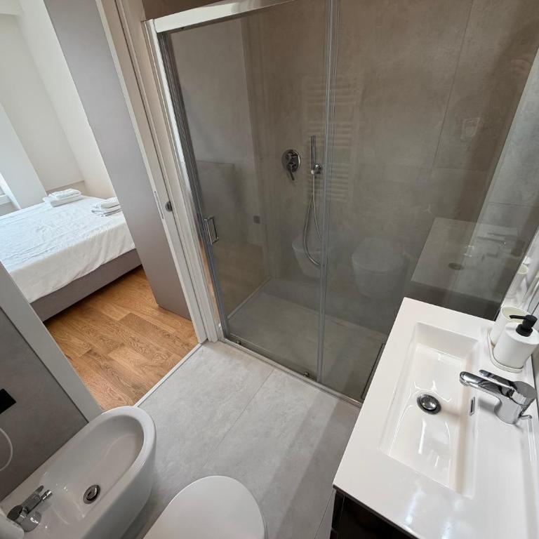 Milano Bicocca M5 - 5 Suites & Parking - One-Bedroom Deluxe Apartment - 4