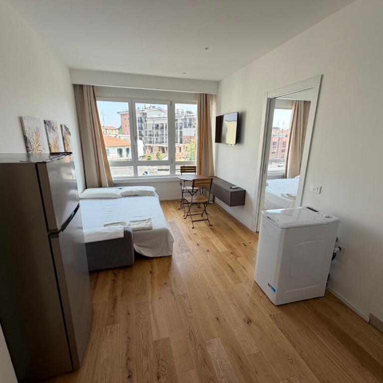 Milano Bicocca M5 - 5 Suites & Parking - Deluxe Two-Bedroom Apartment with Garden View - 5