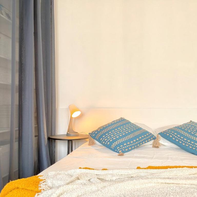 Walk to Luxembourg Garden Paris Studio for 2 - Appartement 1 Chambre - 3