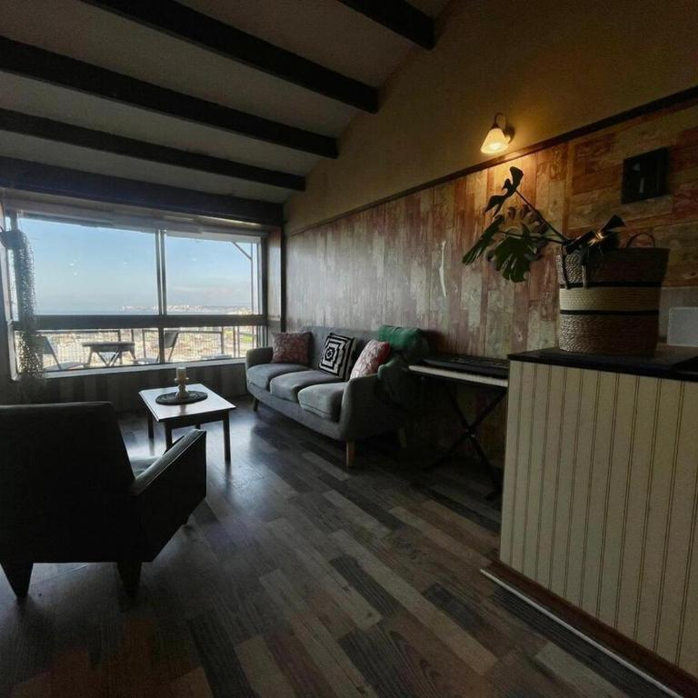 Casa en Cerro Monjas con hermosa vista al mar - Three-Bedroom Apartment - 9