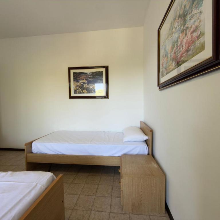 Piscina, Parcheggio, Campi sportivi - Valbella 12 - Two-Bedroom Apartment - 7