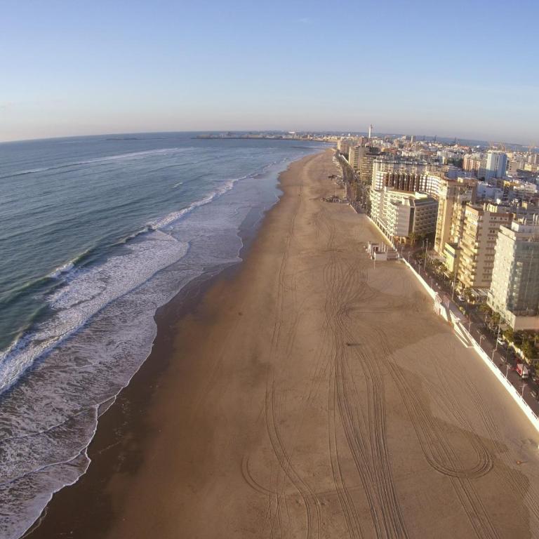 Ático Avda Cádiz Playa - Apartamento con vistas al mar - 8
