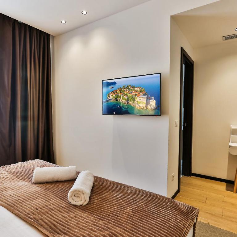 Royalisa Suites & Residence - Rafailovici Beachfront Luxury Living - Two-Bedroom Suite - 21
