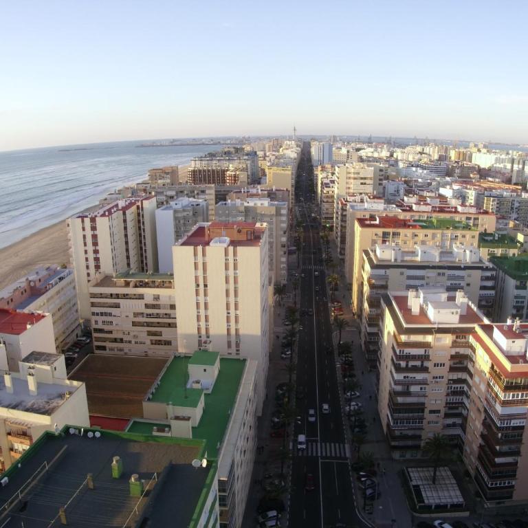 Ático Avda Cádiz Playa - Apartamento con vistas al mar - 11
