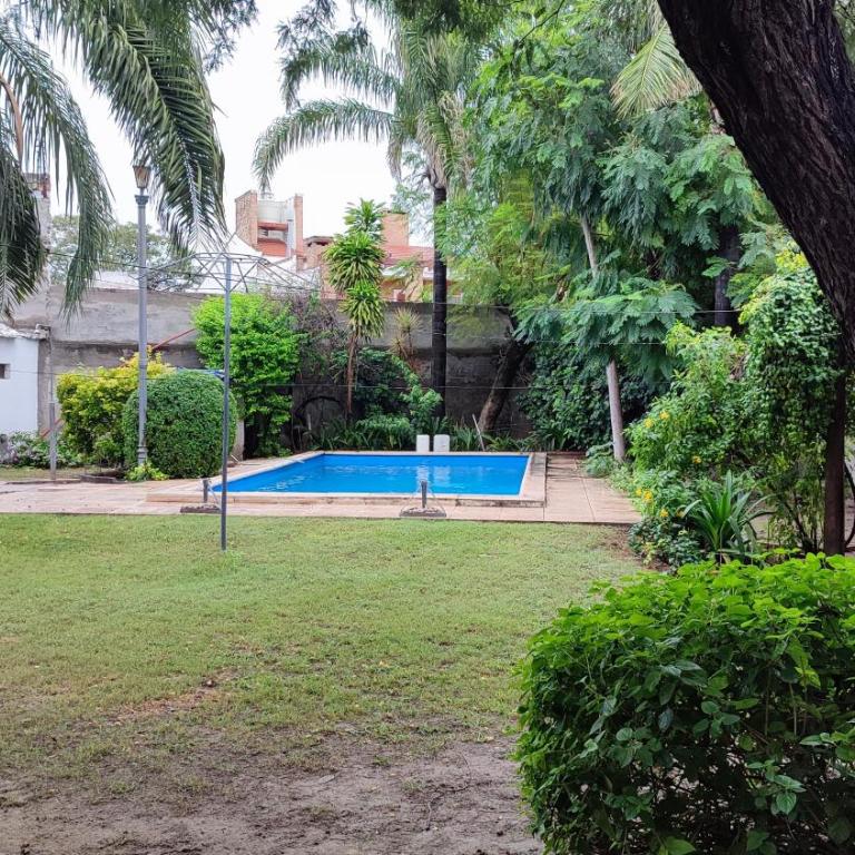 Casa hasta 10 personas a 5 min del estadio, 7min del nodo y 10 min del forum - Two-Bedroom House - 6
