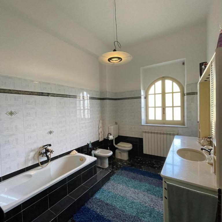 Villa delle Rose - Three-Bedroom Villa - 51