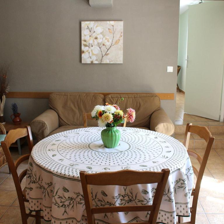 Location gîte Olive en Provence - Appartement 2 Chambres - 27