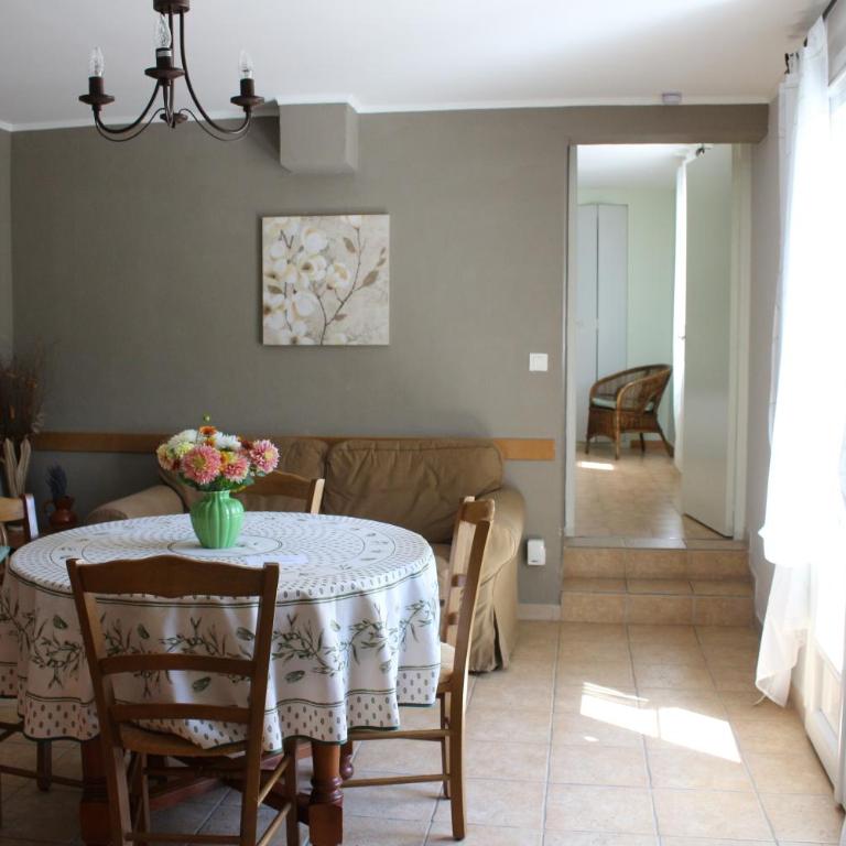 Location gîte Olive en Provence - Appartement 2 Chambres - 33
