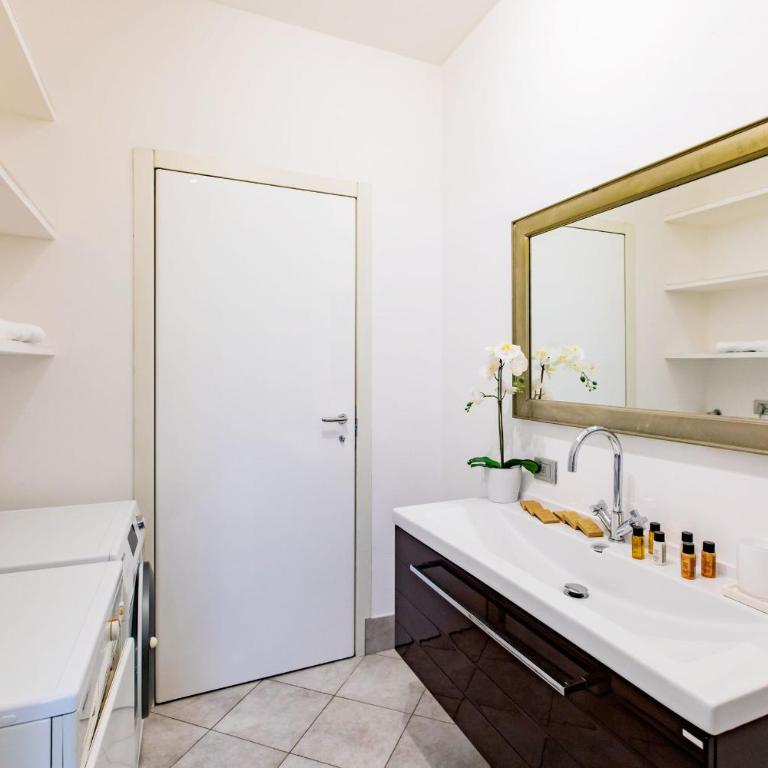 Como Prestige Centro Apartment By Icon7 Luxury - Two-Bedroom Apartment - 64