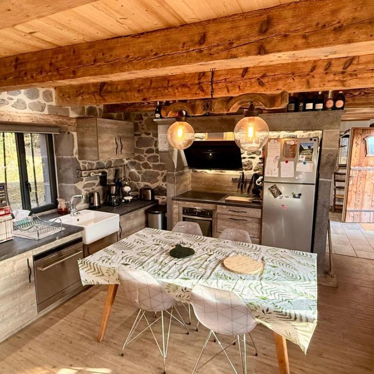 Buron Lou Fenestrou Le Mont Dore 4pers - Maison 2 Chambres - 7