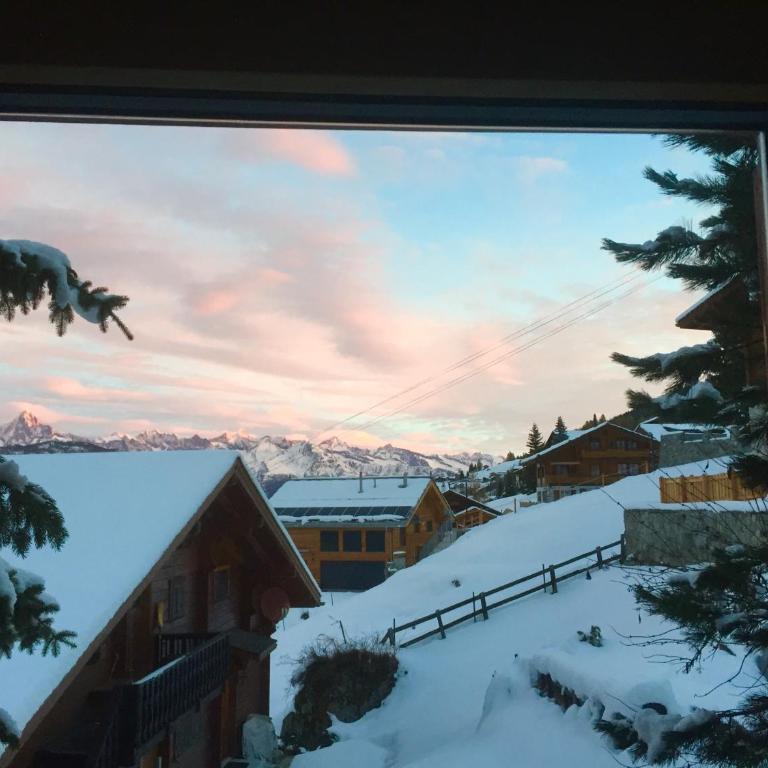 Chalet Safran - Apartment mit 3 Schlafzimmern und Bergblick - 30