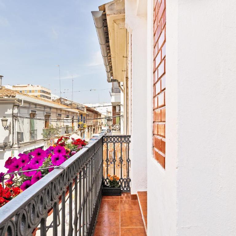 Valencia Canyamelar Beach Apartments - One-Bedroom Apartment - 8