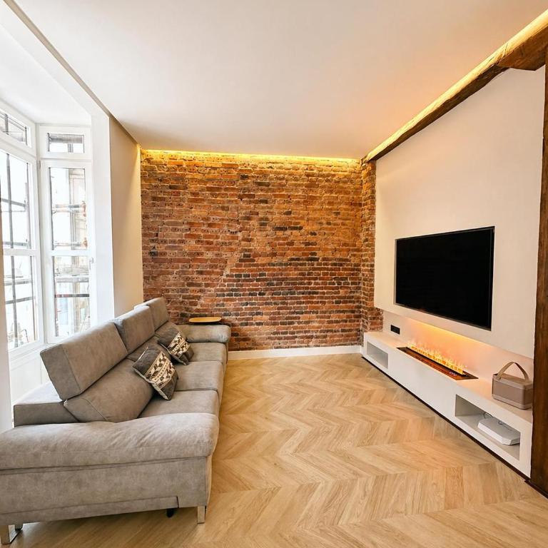 Bilbao New luxury 120m - Apartamento de 2 dormitorios con balcón y terraza - 1
