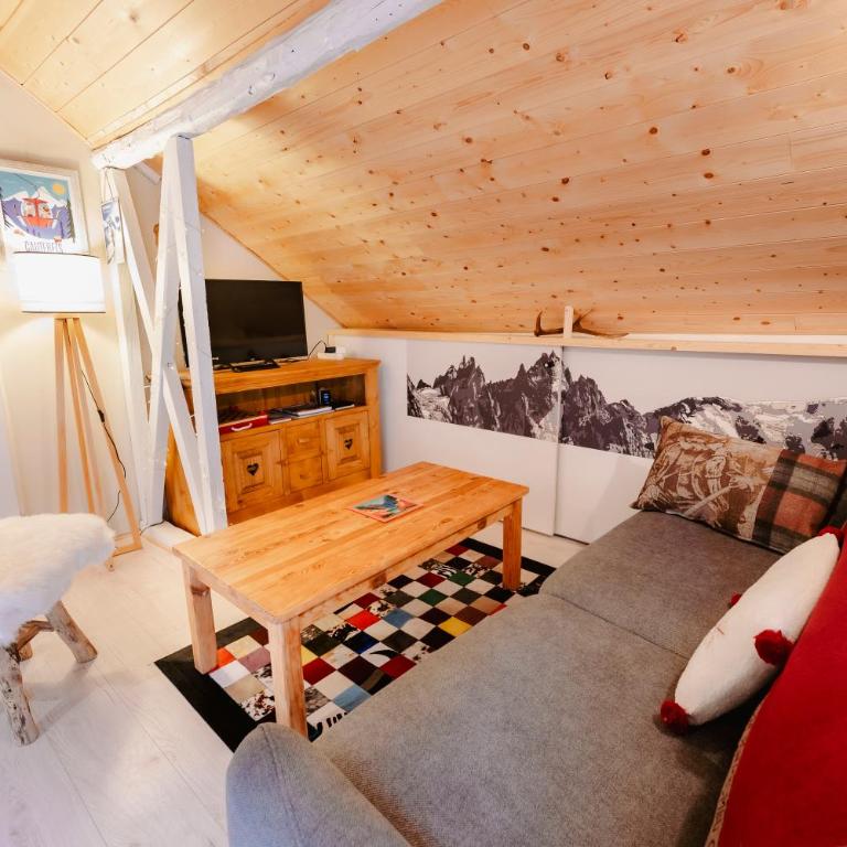 "AUX AGUDES" / Proche télécabine et centre-ville - Apartment mit 2 Schlafzimmern - 3