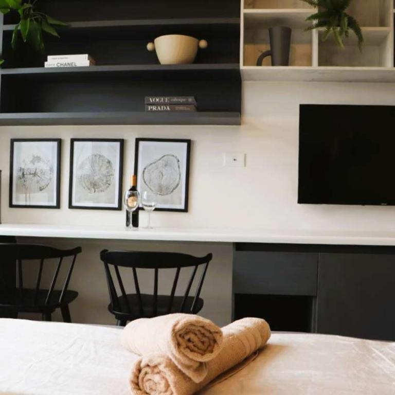 HOM l Wifi CoWork Parking Piscina Serena Faro Mar - Apartment - 3