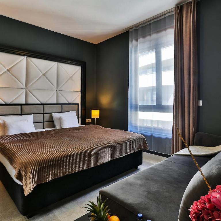 Royalisa Suites & Residence - Rafailovici Beachfront Luxury Living - Two-Bedroom Deluxe Apartment with Balcony - 10