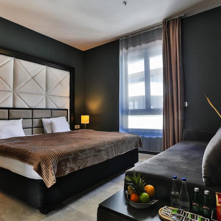 Royalisa Suites & Residence - Rafailovici Beachfront Luxury Living - Two-Bedroom Deluxe Apartment with Balcony - 11