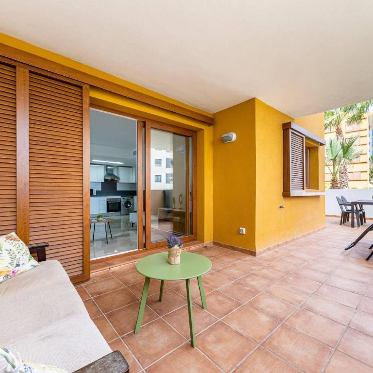 Tornado Apartamento Sunrise - Three-Bedroom Apartment - 12