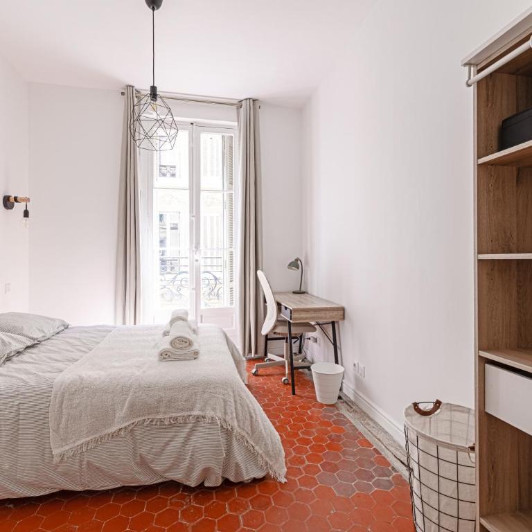 3 chambres spacieux lumineux climatisé à 2 pas du Vieux Port - Appartement 3 Chambres - 8