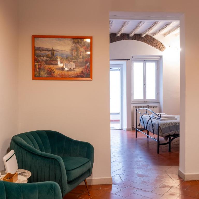 Rjgal Apartment B&B - Private Courtyard Florence Center - One-Bedroom Apartment - 3